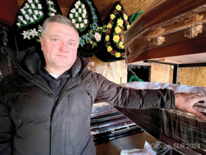 En Ukraine, les pompes funèbres confrontées à la guerre longue