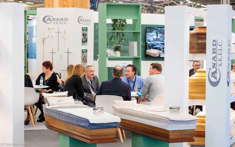 Stand Canard lors du Salon Funéraire Paris 2021. Canard