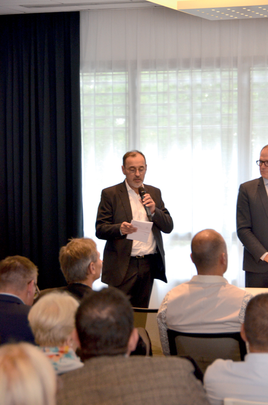Thierry Dubreuil pour le rapport financier. Thierry DUBREUIL pour le rapport financier