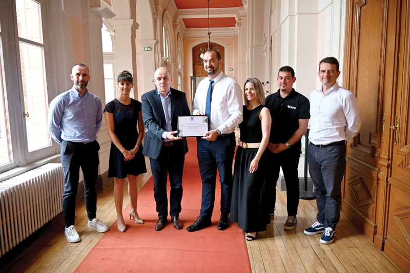 Remise de la certification à la mairie de Roanne. DSC 1482