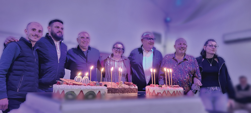 Équipe CARLES - De gauche à droite : Maxime Clapier, Victor Dellac, Jean-Marc Moulet, Sylvie Dellac, Jean-Marc Dellac, Serge Clapier et Julie Rigal. 20260402 220753