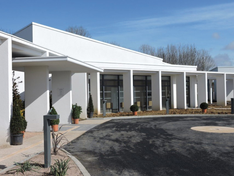 Facade du nouveau complexe funeraire 