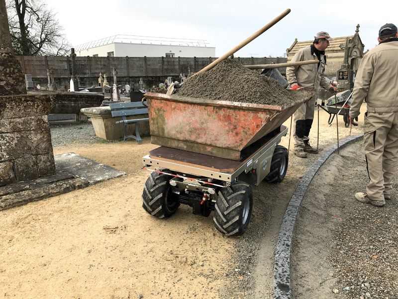 Le CM 160 en service a la marbrerie GALLIEN en VENDEE