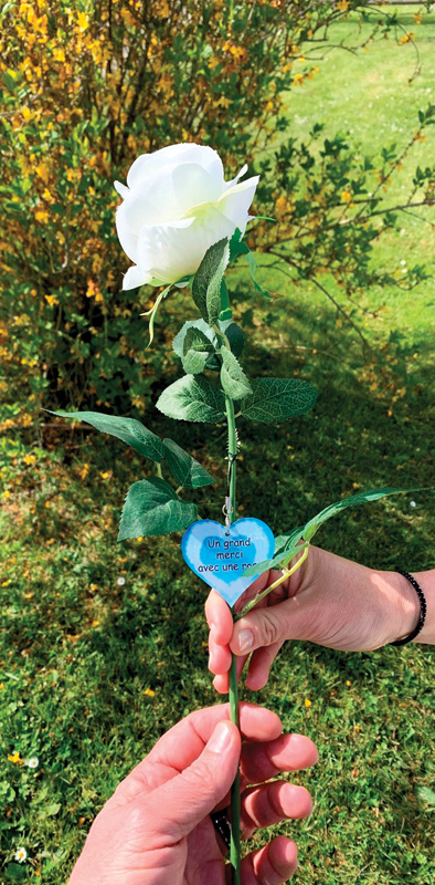 Remise de la rose et sa pampille. IMAGE 2